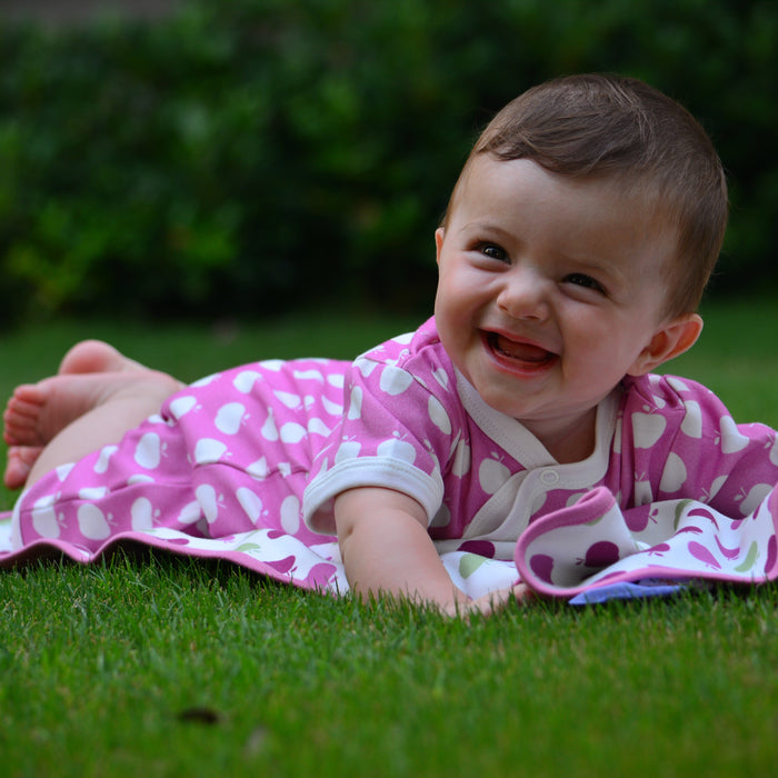 Traveling with Babies: Tips for a Smooth and Cozy Journey